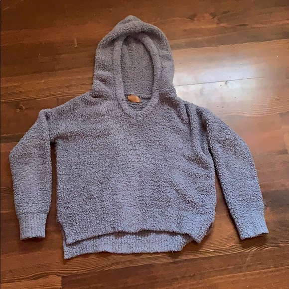 POL Sweaters - Grey cropped sweater